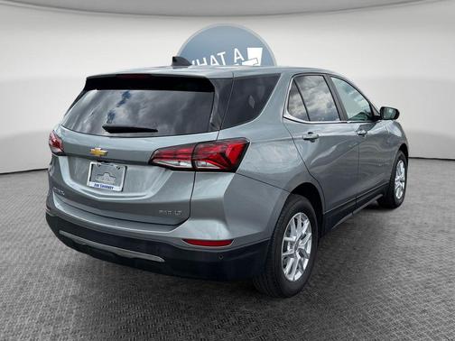 Sterling Gray Metallic 2024 Chevrolet Equinox 1LT