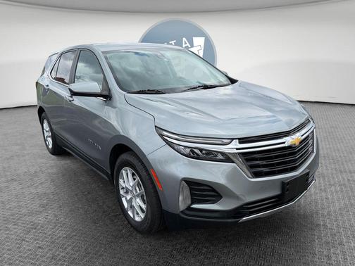 Sterling Gray Metallic 2024 Chevrolet Equinox 1LT