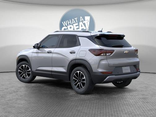 Sterling Gray Metallic 2026 Chevrolet Trailblazer LT