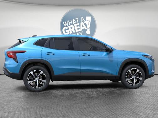 Marina Blue Metallic 2026 Chevrolet Trax FWD 1RS