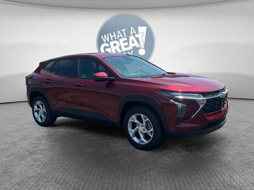2025 Chevrolet Trax LS