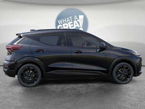 Mosaic Black Metallic 2027 Chevrolet Bolt RS FWD