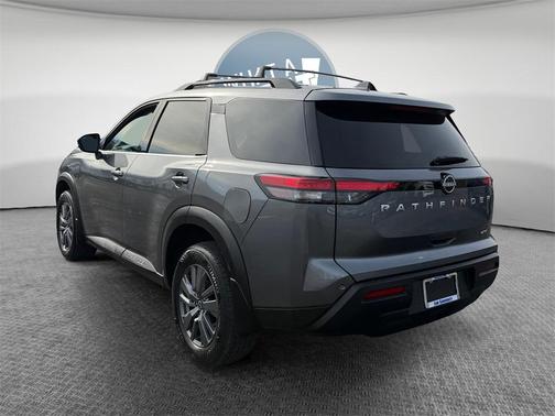 2025 Nissan Pathfinder SV 4WD