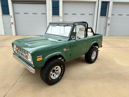 1970 Ford Bronco Base