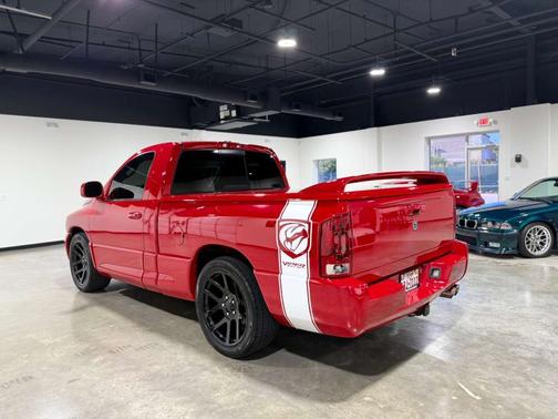 2005 Dodge Ram 1500 SRT-10