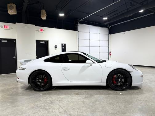 2016 Porsche 911 Carrera S
