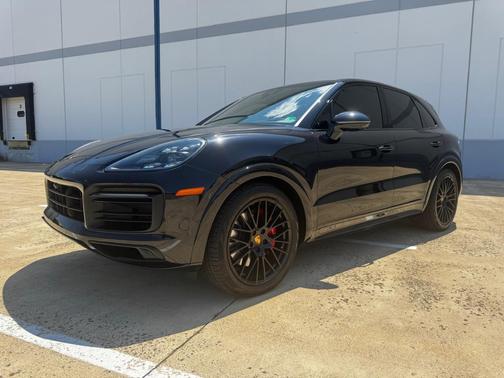 2021 Porsche Cayenne GTS