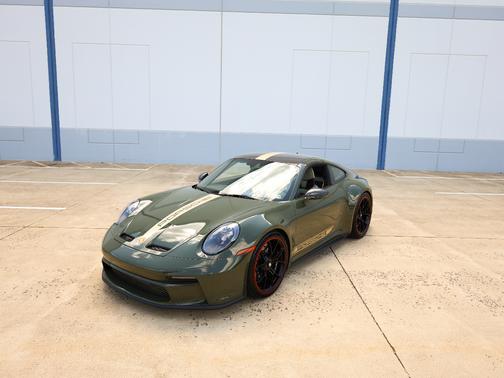 2022 Porsche 911 GT3 w/Touring Package