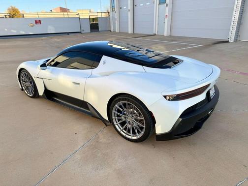 2022 Maserati MC20 Coupe 2D