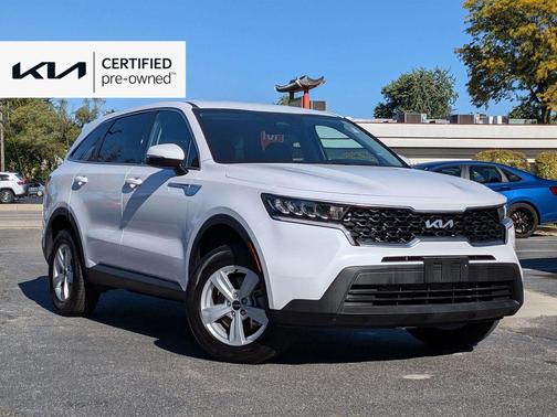 2023 Kia Sorento LX
