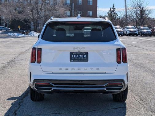 2022 Kia Sorento S
