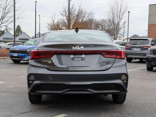 2024 Kia Forte LX