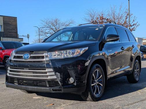 2017 Toyota Highlander Hybrid XLE