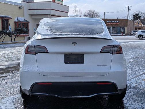 2023 Tesla Model Y Performance Dual Motor All-Wheel Drive