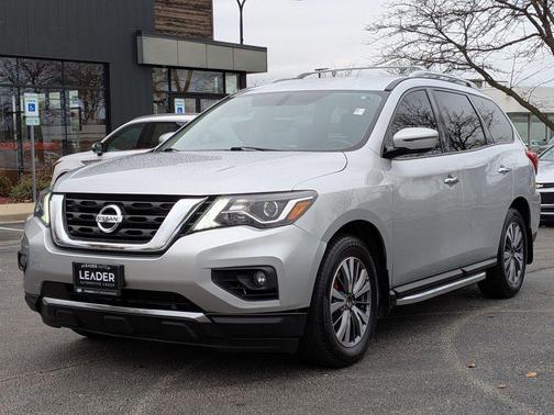 2019 Nissan Pathfinder SV