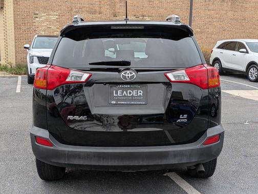 2015 Toyota RAV4 LE