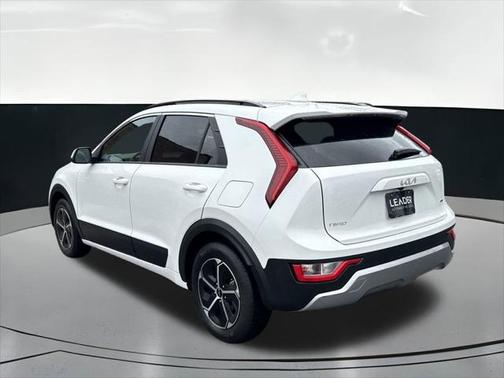 2024 Kia Niro LX