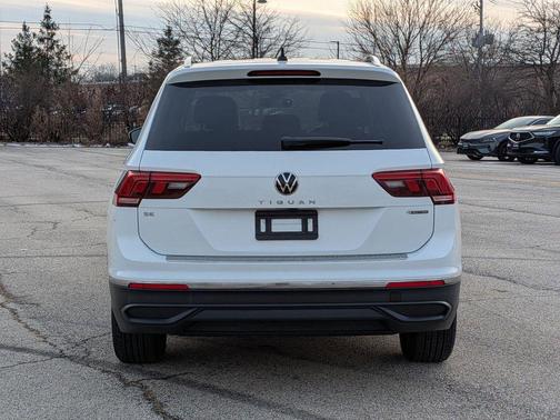 2024 Volkswagen Tiguan 2.0T SE 4MOTION