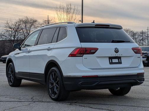 2024 Volkswagen Tiguan 2.0T SE 4MOTION