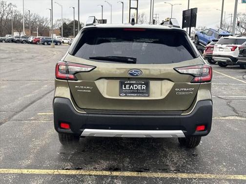2024 Subaru Outback Touring XT
