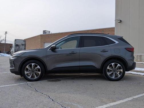 2023 Ford Escape Platinum