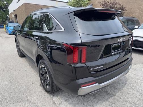 2024 Kia Sorento S