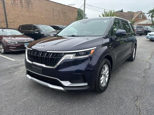 2023 Kia Carnival LX