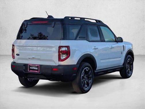 Oxford White 2025 Ford Bronco Sport Outer Banks