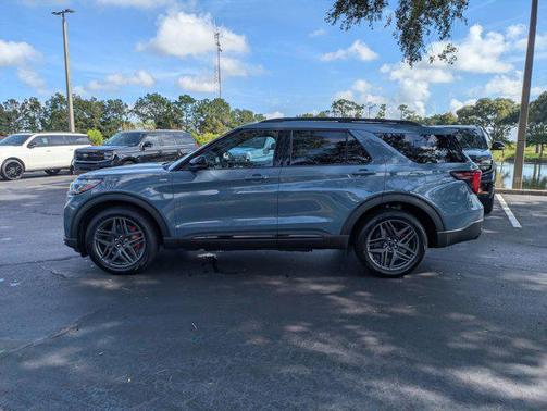 Vapor Blue Metallic 2026 Ford Explorer ST-Line