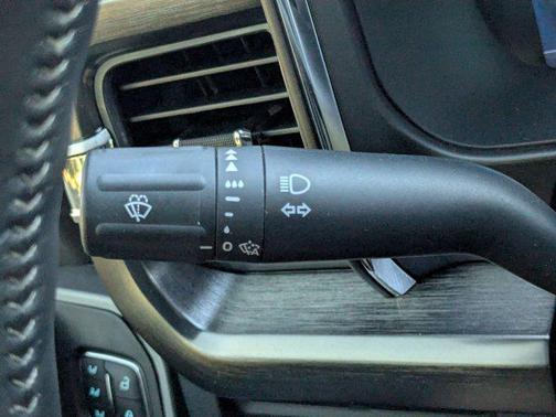 Glacier Gray Metallic Tri-Coat 2024 Ford F-250 Lariat