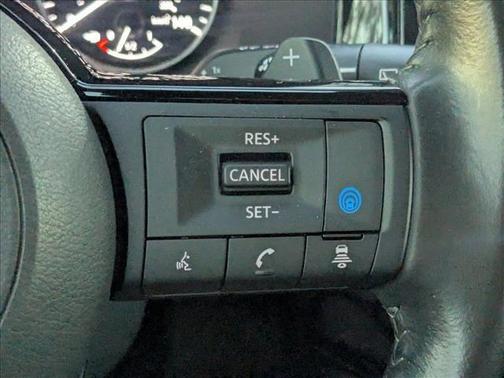 2023 Nissan Pathfinder SV FWD