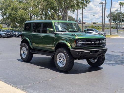 2025 Ford Bronco Outer Banks