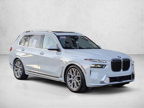 2025 BMW X7 xDrive40i