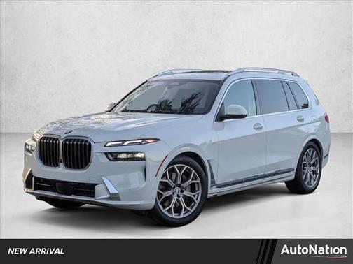 2025 BMW X7 xDrive40i