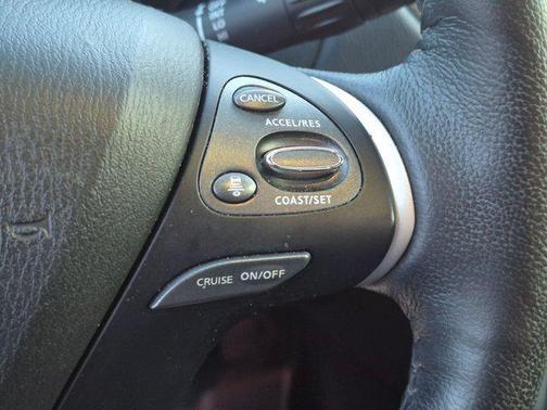 Gun Metallic 2020 Nissan Pathfinder SL 2WD