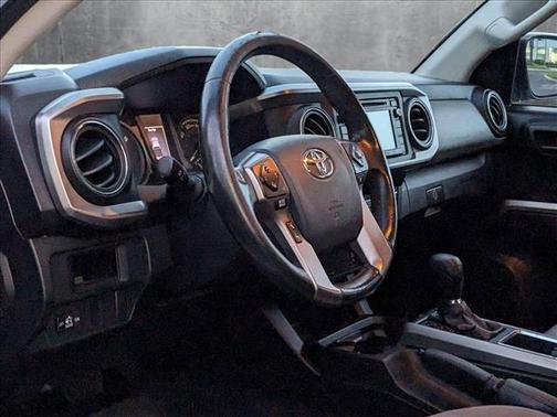 2016 Toyota Tacoma SR5