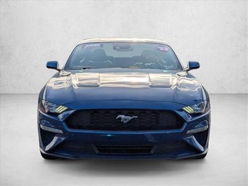 2022 Ford Mustang EcoBoost