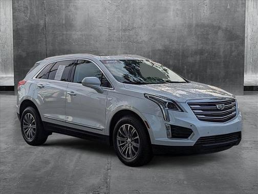 2017 Cadillac XT5 Luxury