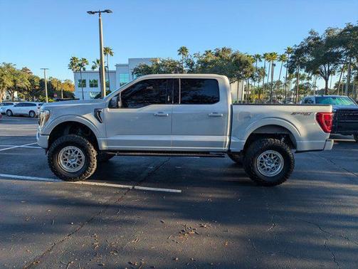Space White Metallic 2022 Ford F-150 XLT