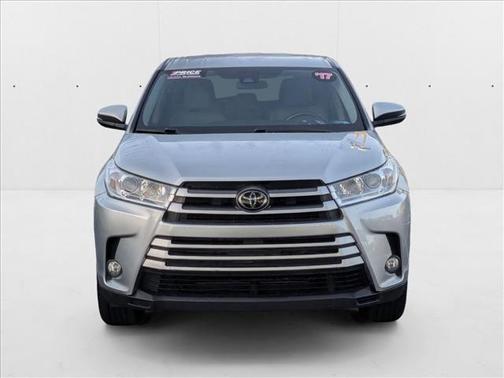 2017 Toyota Highlander LE Plus