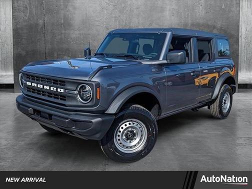 2025 Ford Bronco Base 4 Door 4x4