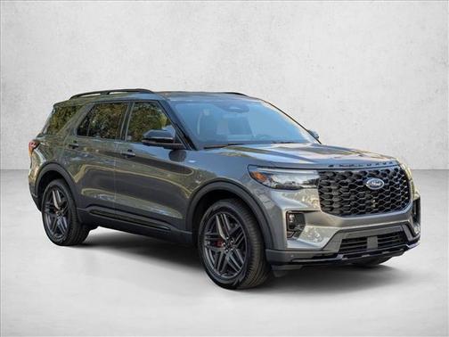 Carbonized Gray Metallic 2026 Ford Explorer ST-Line