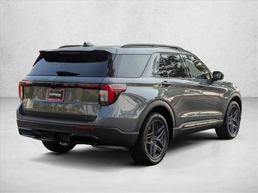 Carbonized Gray Metallic 2026 Ford Explorer ST-Line