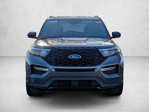 2024 Ford Explorer ST-Line