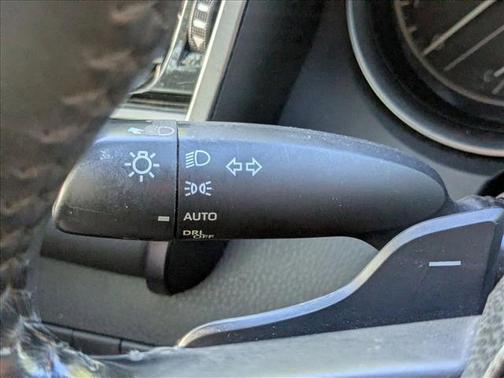 Ice Edge 2022 Toyota Camry SE