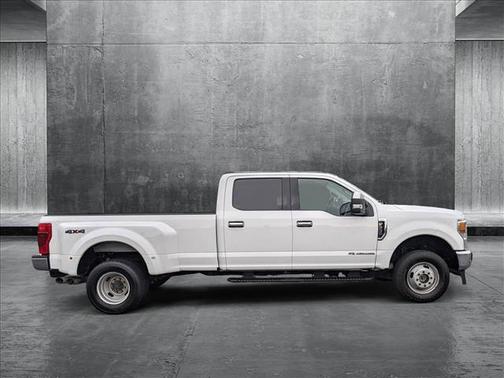 2022 Ford F-350 XLT