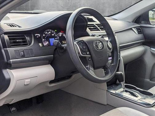 2014 Toyota Camry Hybrid LE