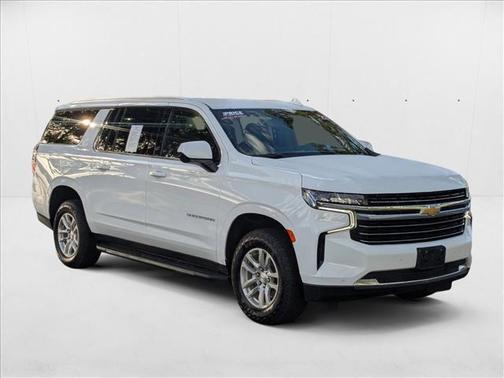 2023 Chevrolet Suburban LT
