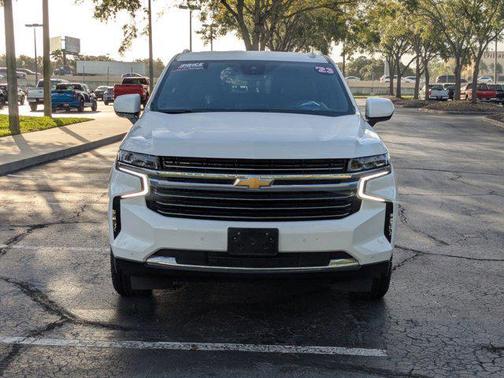 2023 Chevrolet Suburban LT