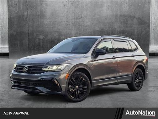 2022 Volkswagen Tiguan 2.0T SE R-Line Black